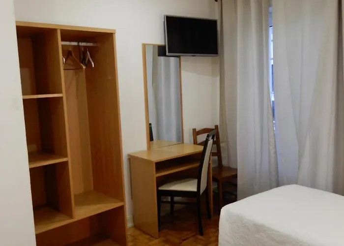 Guesthouse Coimbra City بيت ضيافة